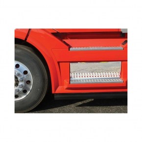 Stainless Front Lower Step Kick Plate for 2006+ Volvo VNL